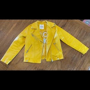 Zara girls motorcycle jacket mustard yellow size 10 cm 140